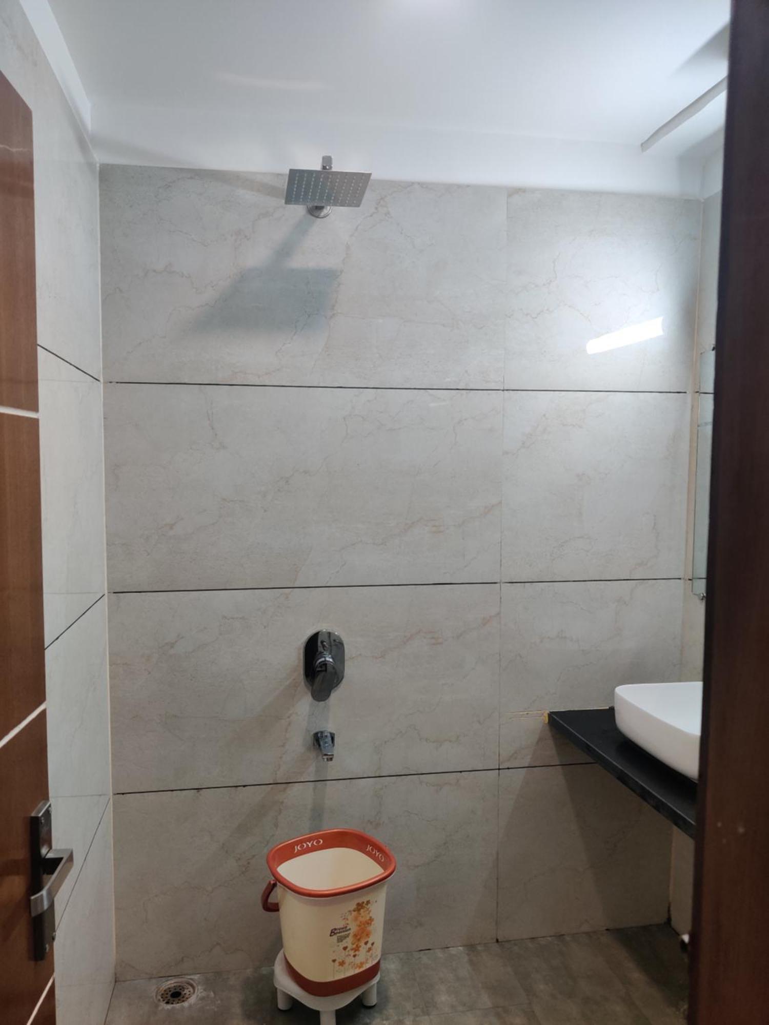 Hotel Hv Nāhan Pokoj fotografie